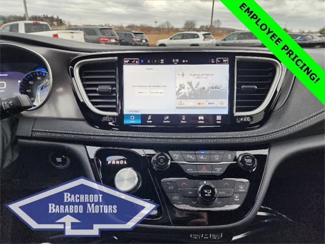 2025 Chrysler Pacifica PACIFICA SELECT