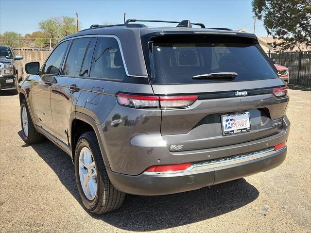 2024 Jeep Grand Cherokee Laredo X 4x2