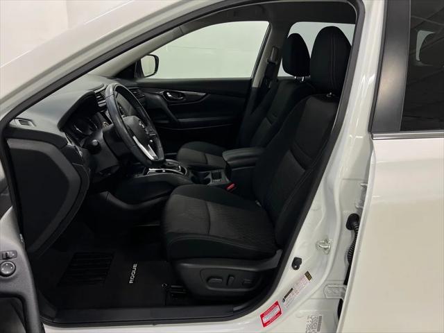 2020 Nissan Rogue SV FWD
