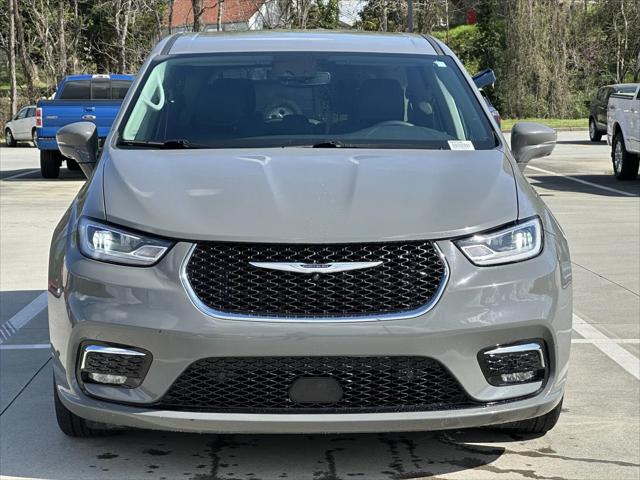 2022 Chrysler Pacifica Hybrid Touring L