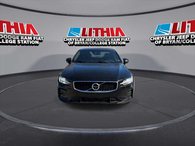 2020 Volvo S60 T6 R-Design