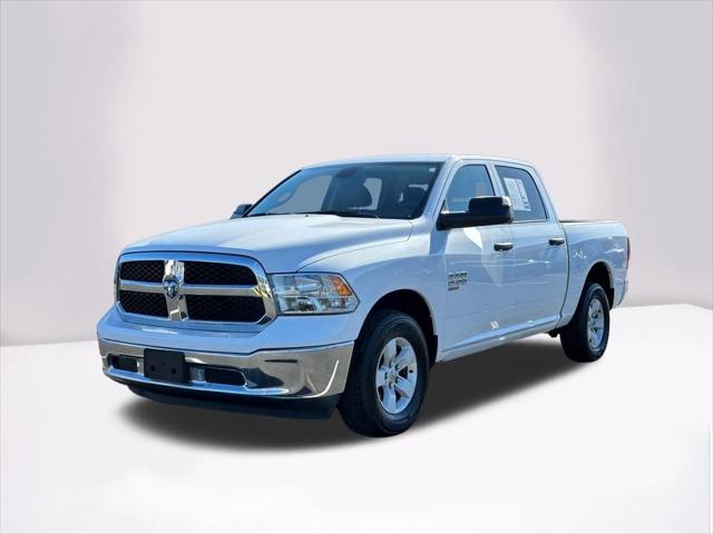 2023 RAM 1500 Classic SLT Crew Cab 4x4 57 Box