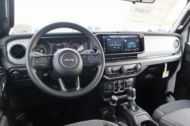 2025 Jeep Gladiator GLADIATOR NIGHTHAWK 4X4