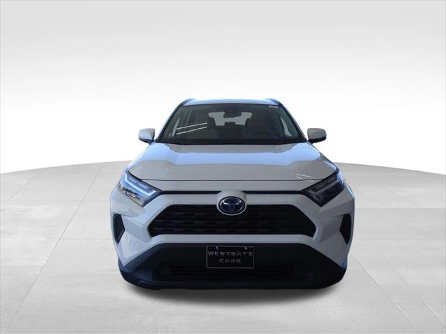 2022 Toyota RAV4 Hybrid XLE