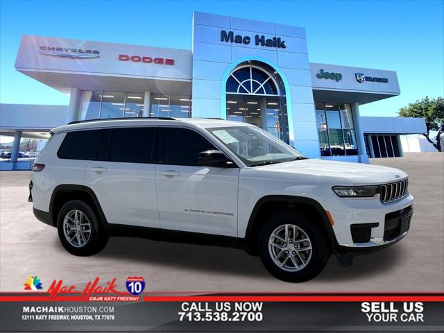 2022 Jeep Grand Cherokee L Laredo 4x2