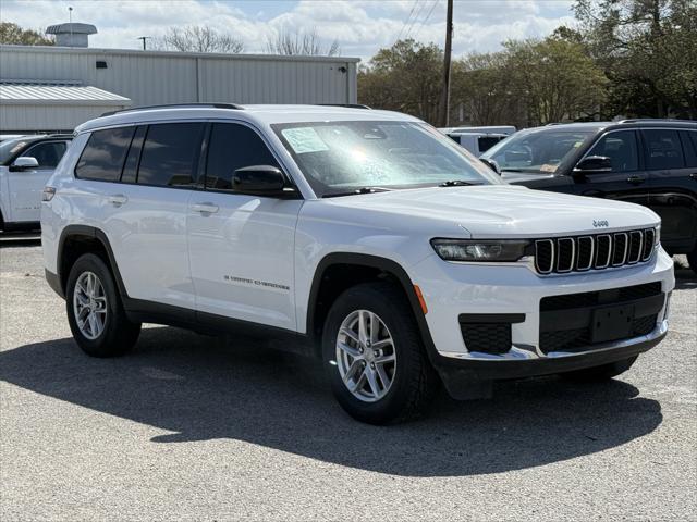 2022 Jeep Grand Cherokee L Laredo 4x2