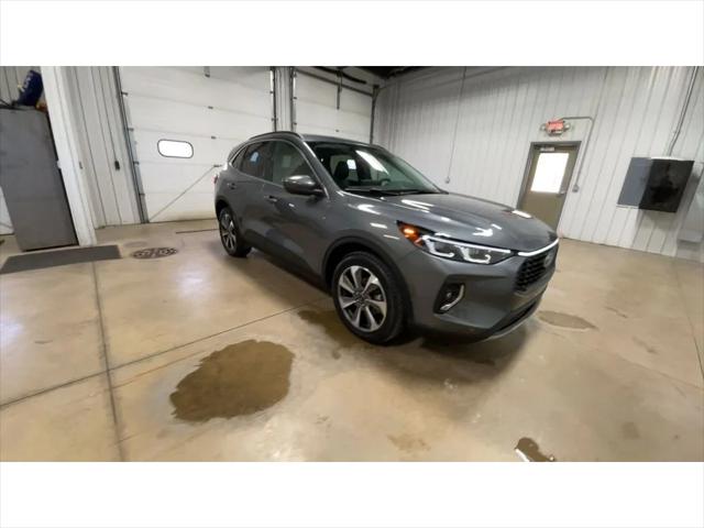 2023 Ford Escape Platinum