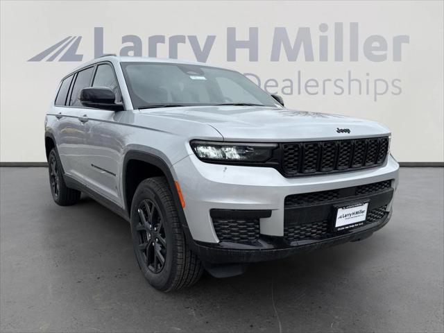 2025 Jeep Grand Cherokee GRAND CHEROKEE L ALTITUDE 4X4