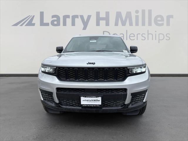 2025 Jeep Grand Cherokee GRAND CHEROKEE L ALTITUDE 4X4