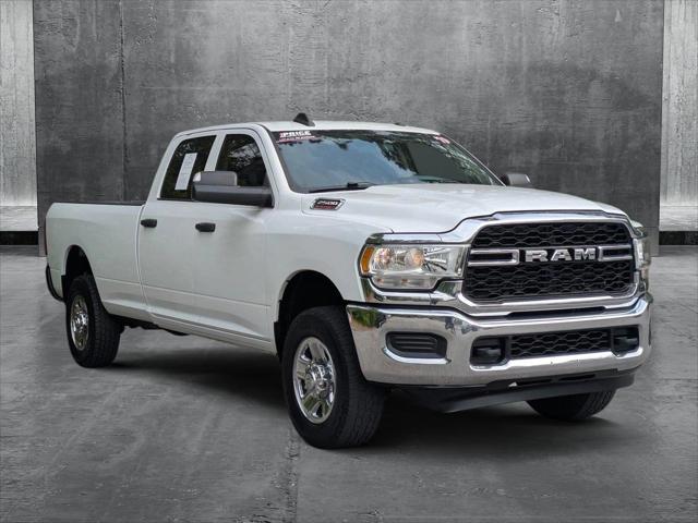 2019 RAM 2500 Tradesman Crew Cab 4x4 8 Box