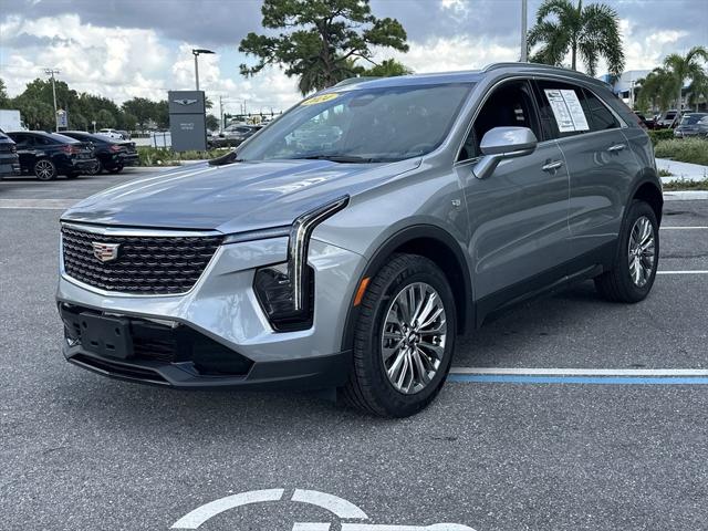 2024 Cadillac XT4 AWD Premium Luxury
