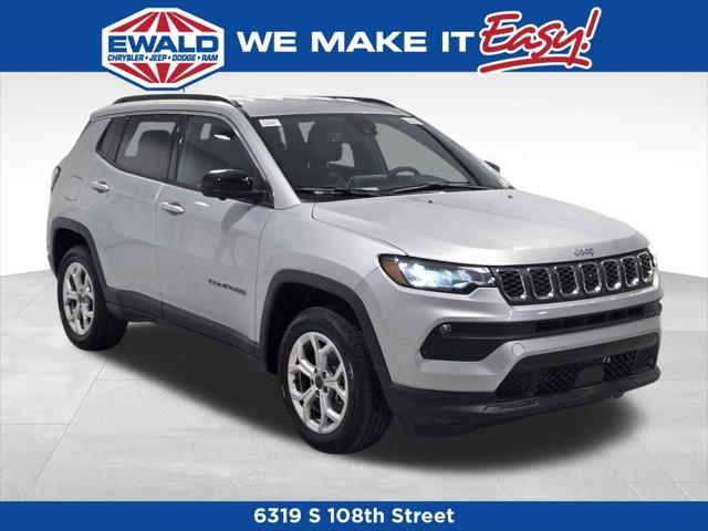 2025 Jeep Compass COMPASS LATITUDE 4X4