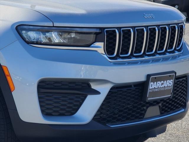 2025 Jeep Grand Cherokee GRAND CHEROKEE LAREDO X 4X4