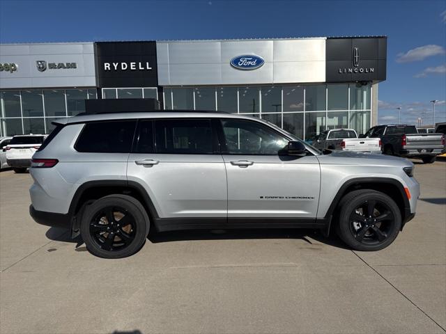 2023 Jeep Grand Cherokee L Altitude 4x4