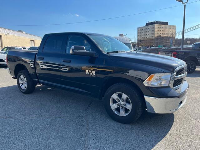 2023 RAM 1500 Classic SLT Crew Cab 4x4 57 Box