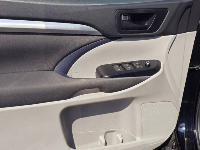 2018 Toyota Highlander LE