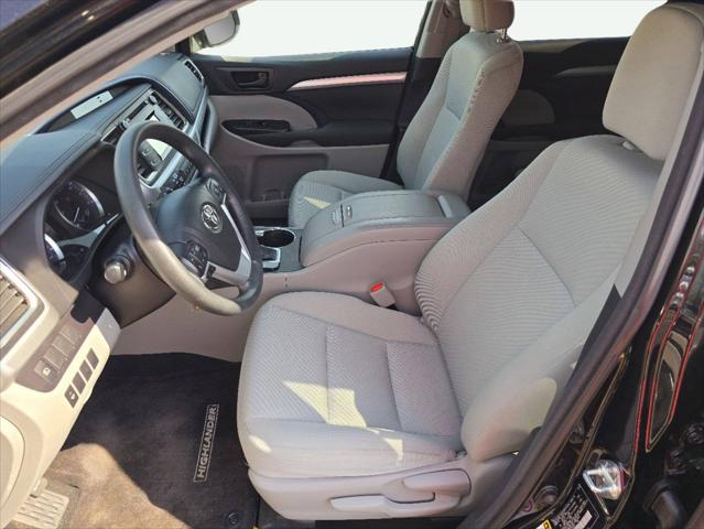 2018 Toyota Highlander LE
