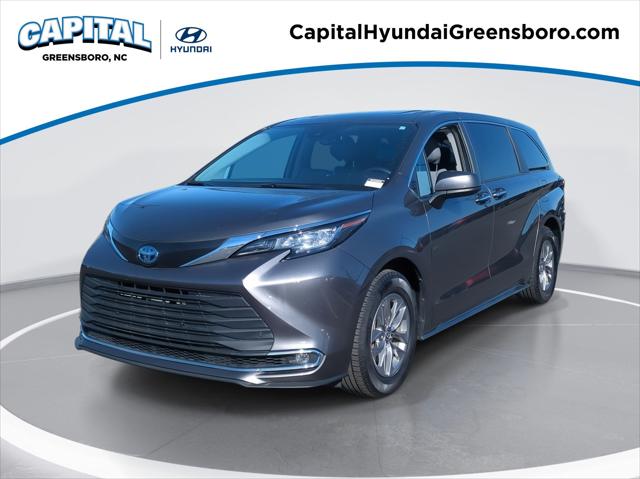 2023 Toyota Sienna XLE