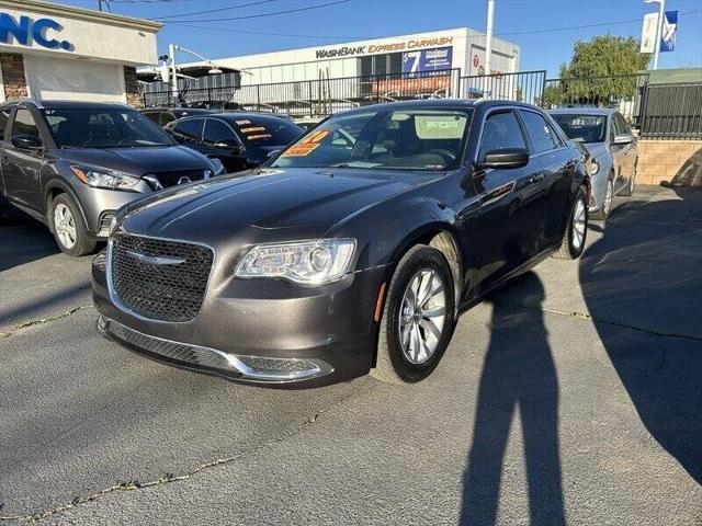 2020 Chrysler 300 Touring