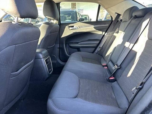2020 Chrysler 300 Touring