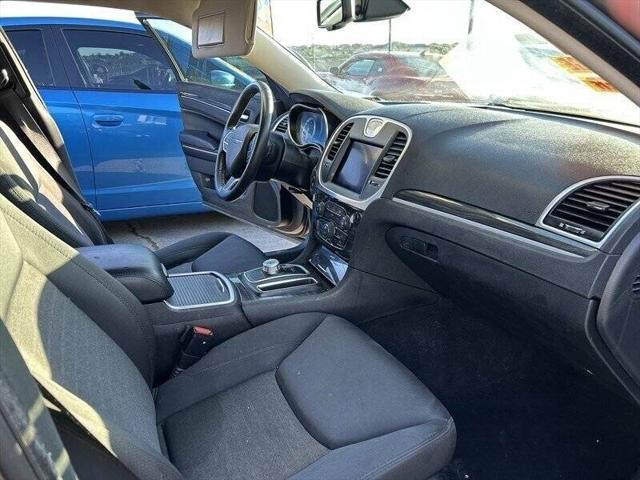2020 Chrysler 300 Touring