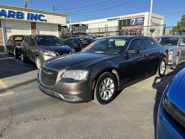 2020 Chrysler 300 Touring