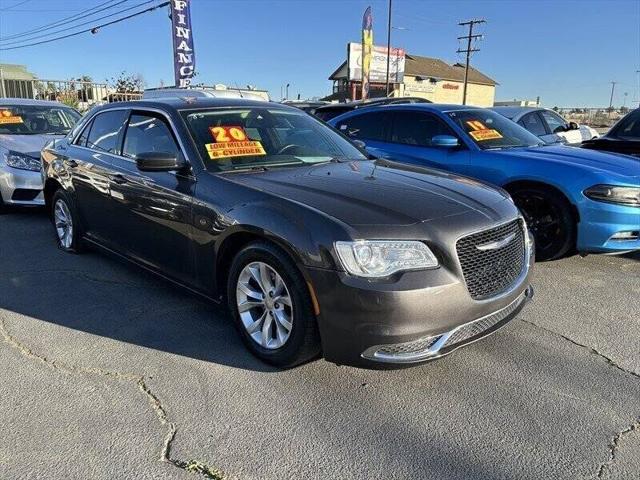 2020 Chrysler 300 Touring