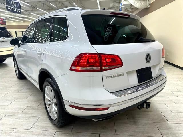 2015 Volkswagen Touareg V6 Sport