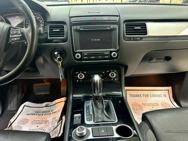 2015 Volkswagen Touareg V6 Sport