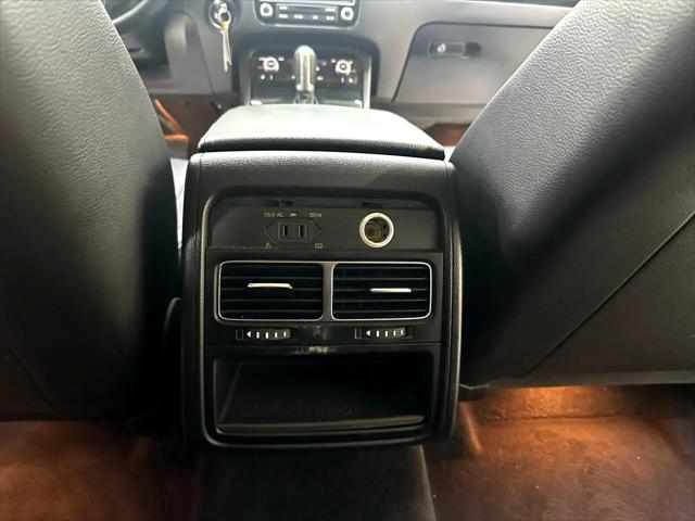 2015 Volkswagen Touareg V6 Sport