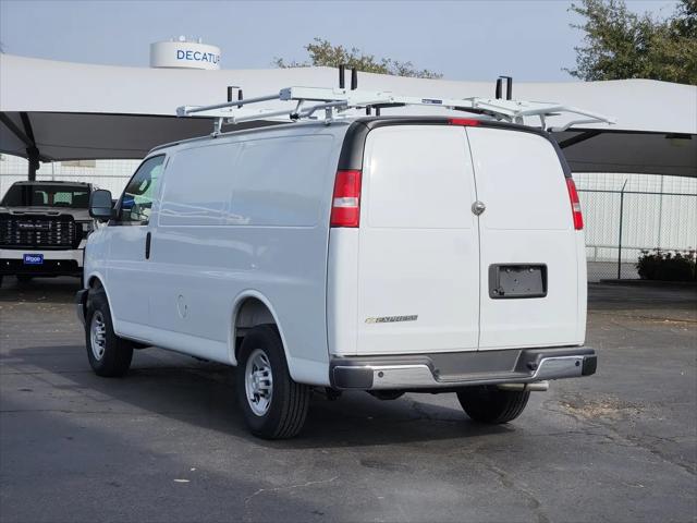 2025 Chevrolet Express Cargo Van RWD 2500 Regular Wheelbase WT