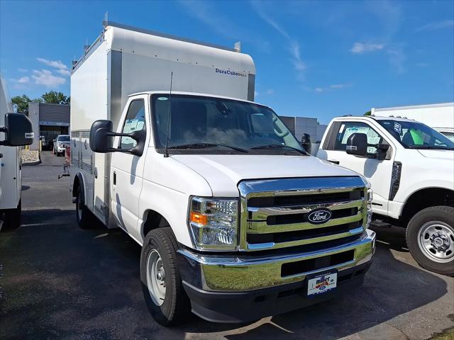2026 Ford E-350 Cutaway E-Series Cutaway for sale in Lumberton, NJ