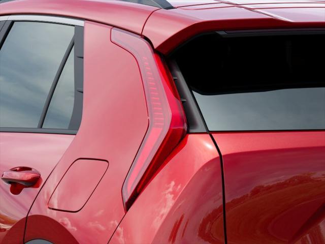 2025 Kia Niro LX