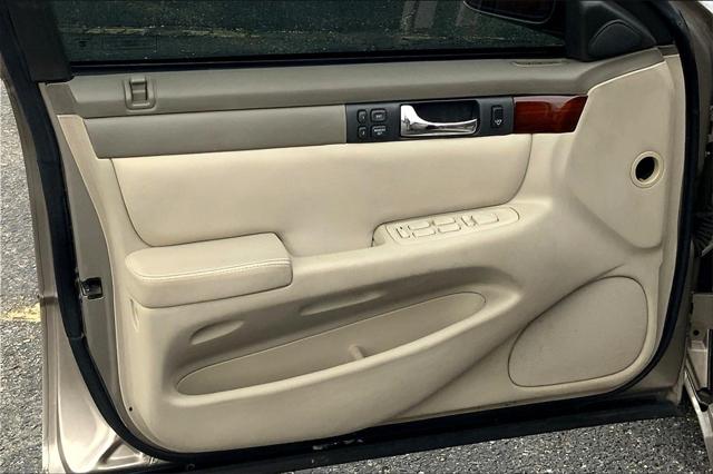 2004 Cadillac Seville SLS