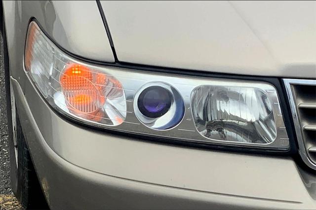 2004 Cadillac Seville SLS