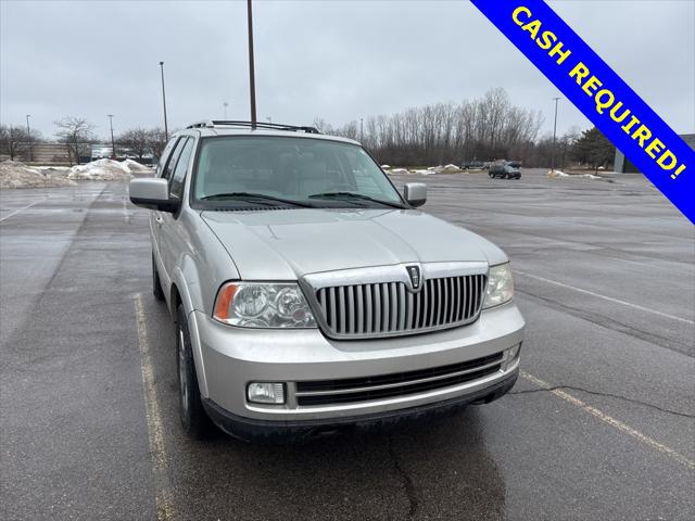 Used 2005 Lincoln Navigator For Sale in Waterford Twp, MI