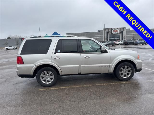 Used 2005 Lincoln Navigator For Sale in Waterford Twp, MI