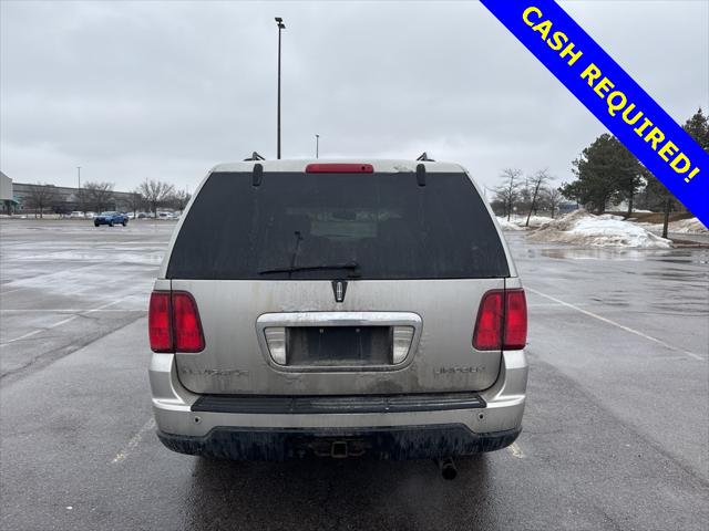 Used 2005 Lincoln Navigator For Sale in Waterford Twp, MI