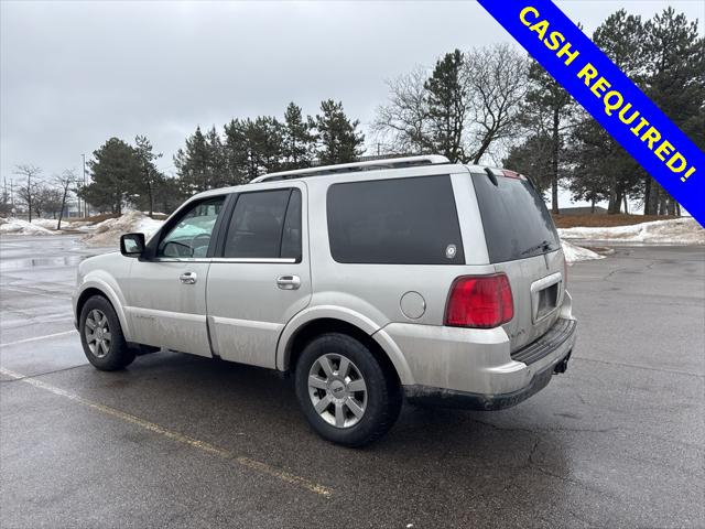 Used 2005 Lincoln Navigator For Sale in Waterford Twp, MI