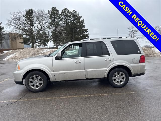 Used 2005 Lincoln Navigator For Sale in Waterford Twp, MI