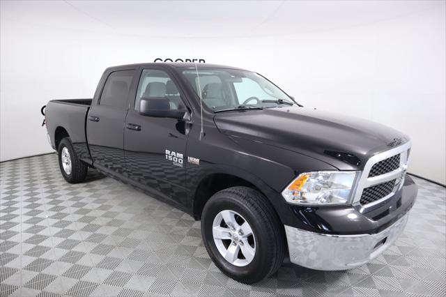 2021 RAM 1500 Classic SLT Crew Cab 4x4 64 Box