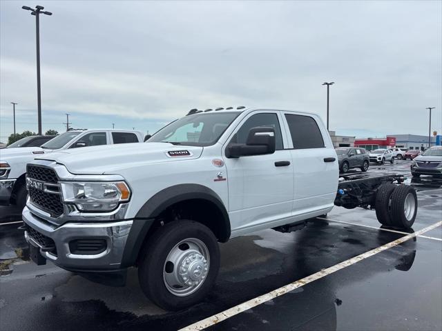 2024 RAM Ram 5500 Chassis Cab RAM 5500 TRADESMAN CHASSIS CREW CAB 4X4 84 CA