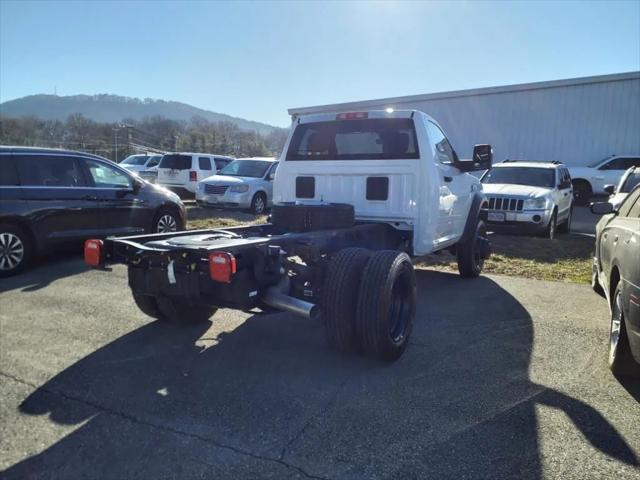 2024 RAM Ram 5500 Chassis Cab RAM 5500 TRADESMAN CHASSIS REGULAR CAB 4X4 60 CA