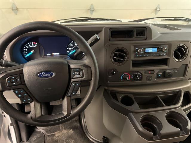 2026 Ford E-350 Cutaway Base
