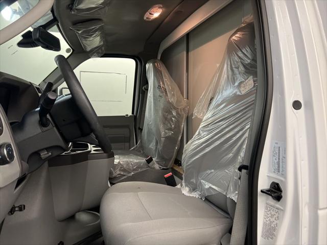 2026 Ford E-350 Cutaway Base
