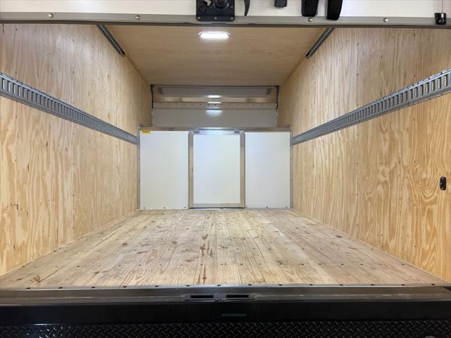 2026 Ford E-350 Cutaway Base