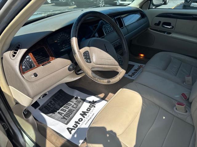Used 1999 Lincoln Town Car For Sale in Muscle Shoals, AL