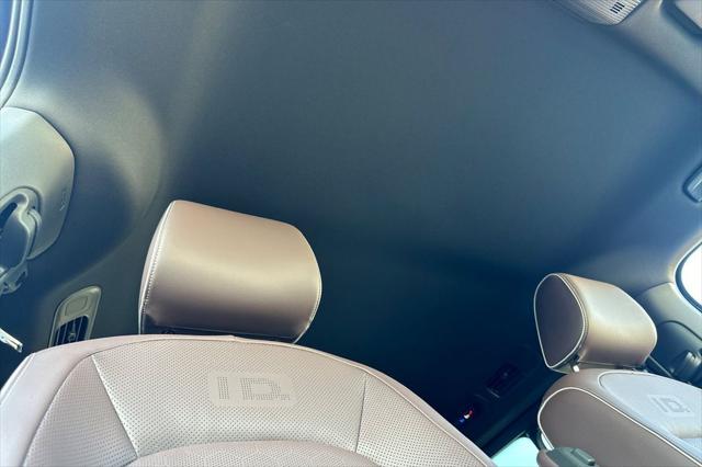 2025 Volkswagen ID. Buzz Pro S
