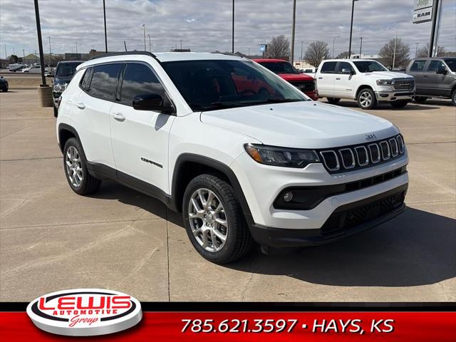 2022 Jeep Compass Latitude Lux 4x4 for sale in Hays, KS