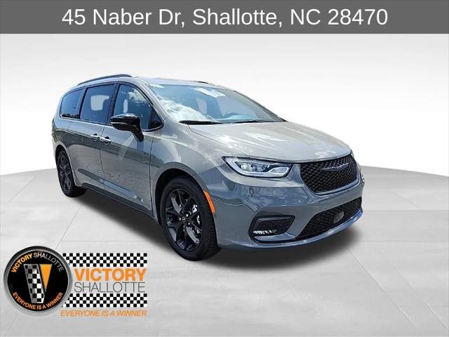 2025 Chrysler Pacifica PACIFICA LIMITED